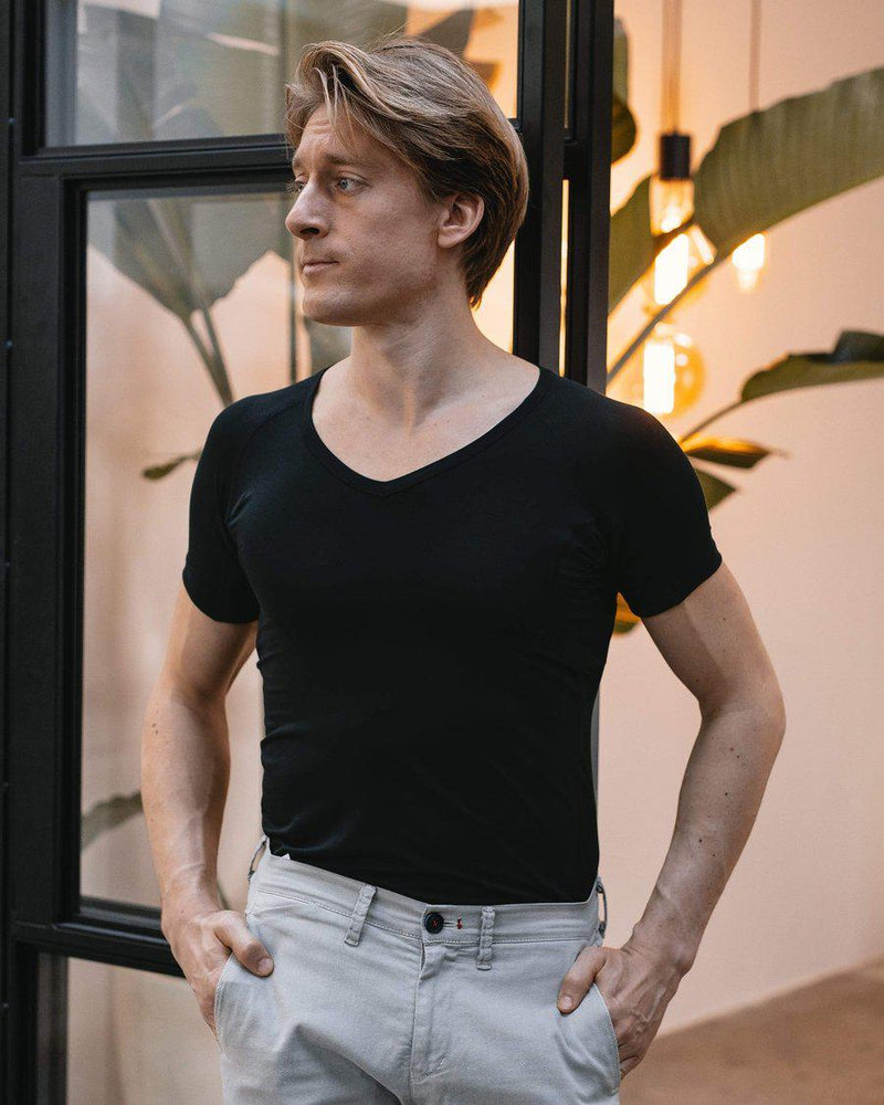 Heren - Anti Zweet Shirt-Wit-V-hals-S-Fibershirts color__zwart+neck__v-hals