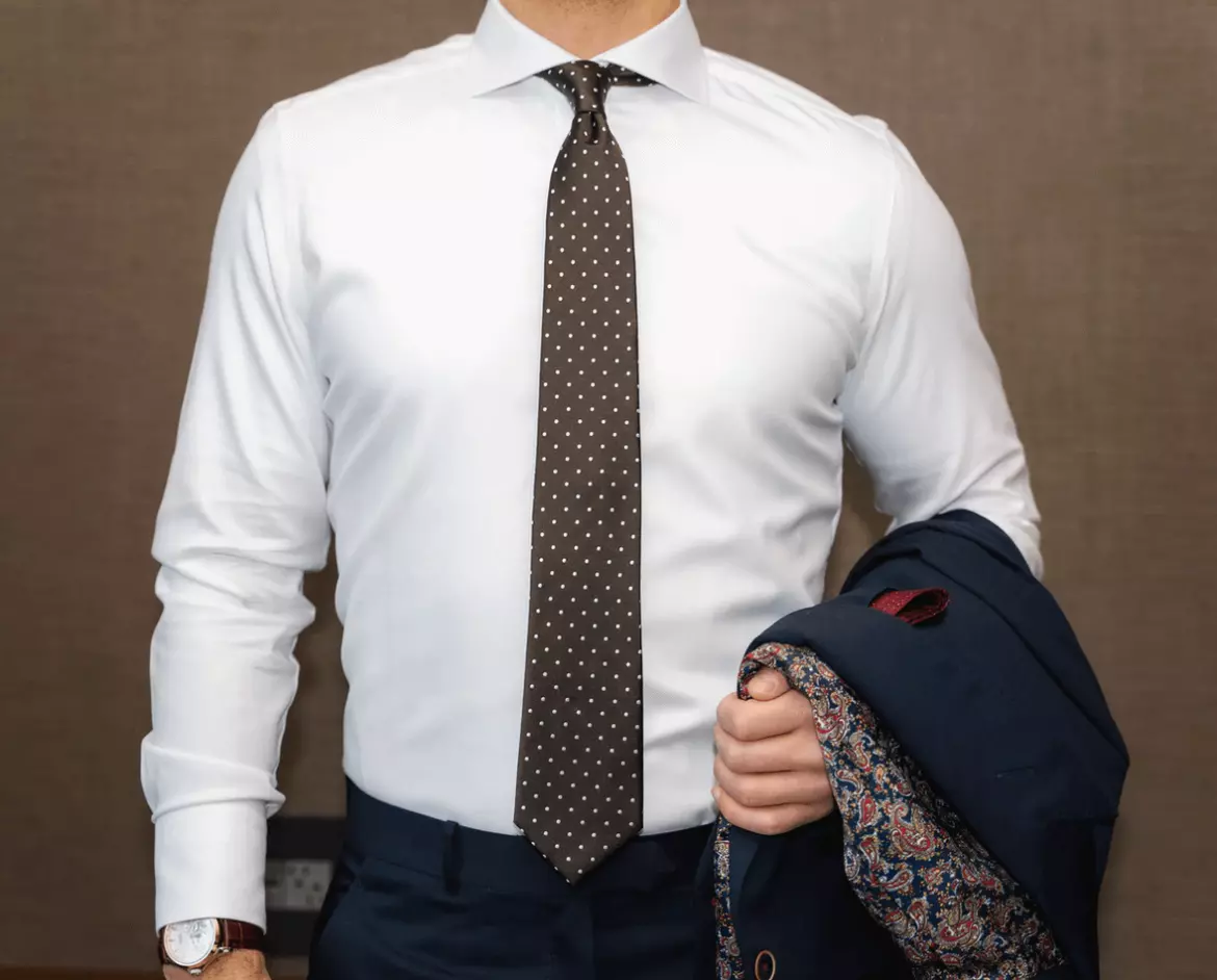 T shirt onder je overhemd Ja of Nee 9 praktische tips Fibershirts